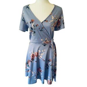 Blue Floral Casual Elegant Sunday Dress I Short Sleeve I V Neck I Size M